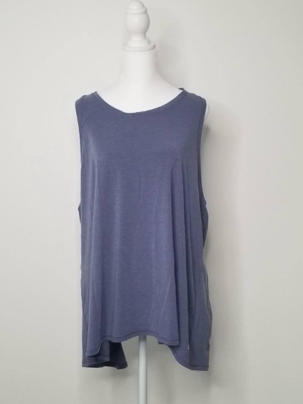 New Gap Fit Blue Workout Open Back Top, XXL